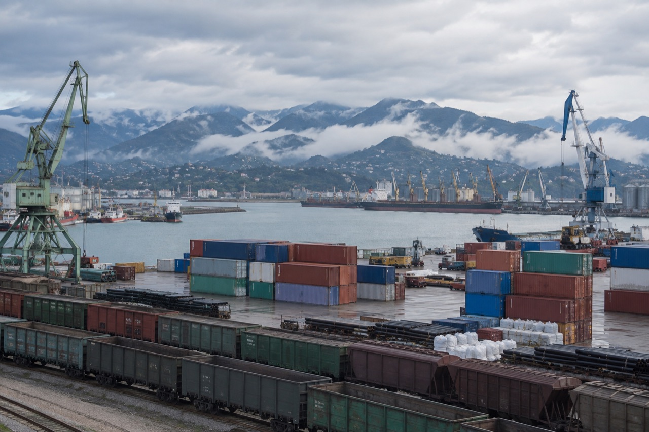 Illustrative image: container stacks and rail wagons at a Black Sea port